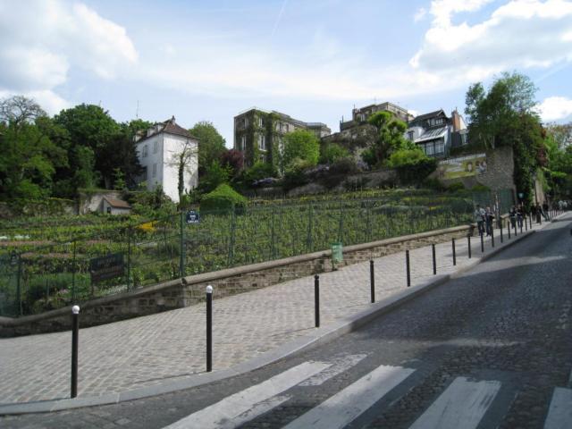 Quiet Apartment Hill Of Montmartre Paris Ngoại thất bức ảnh